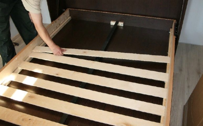 Ремонт диванов на дому, замена ламелей в кровати, починка дивана в ...